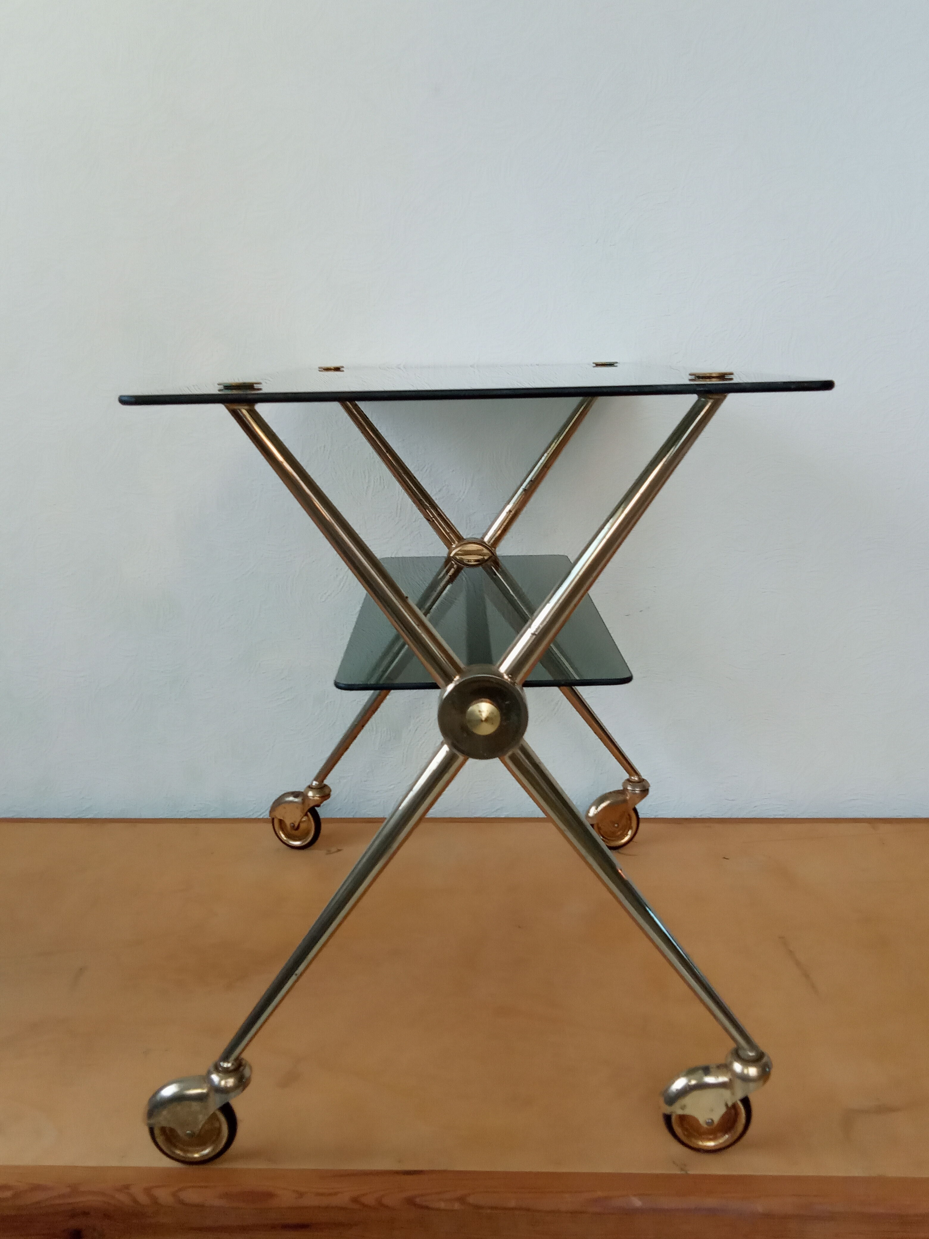 Desserte en verre fumé années 60/70