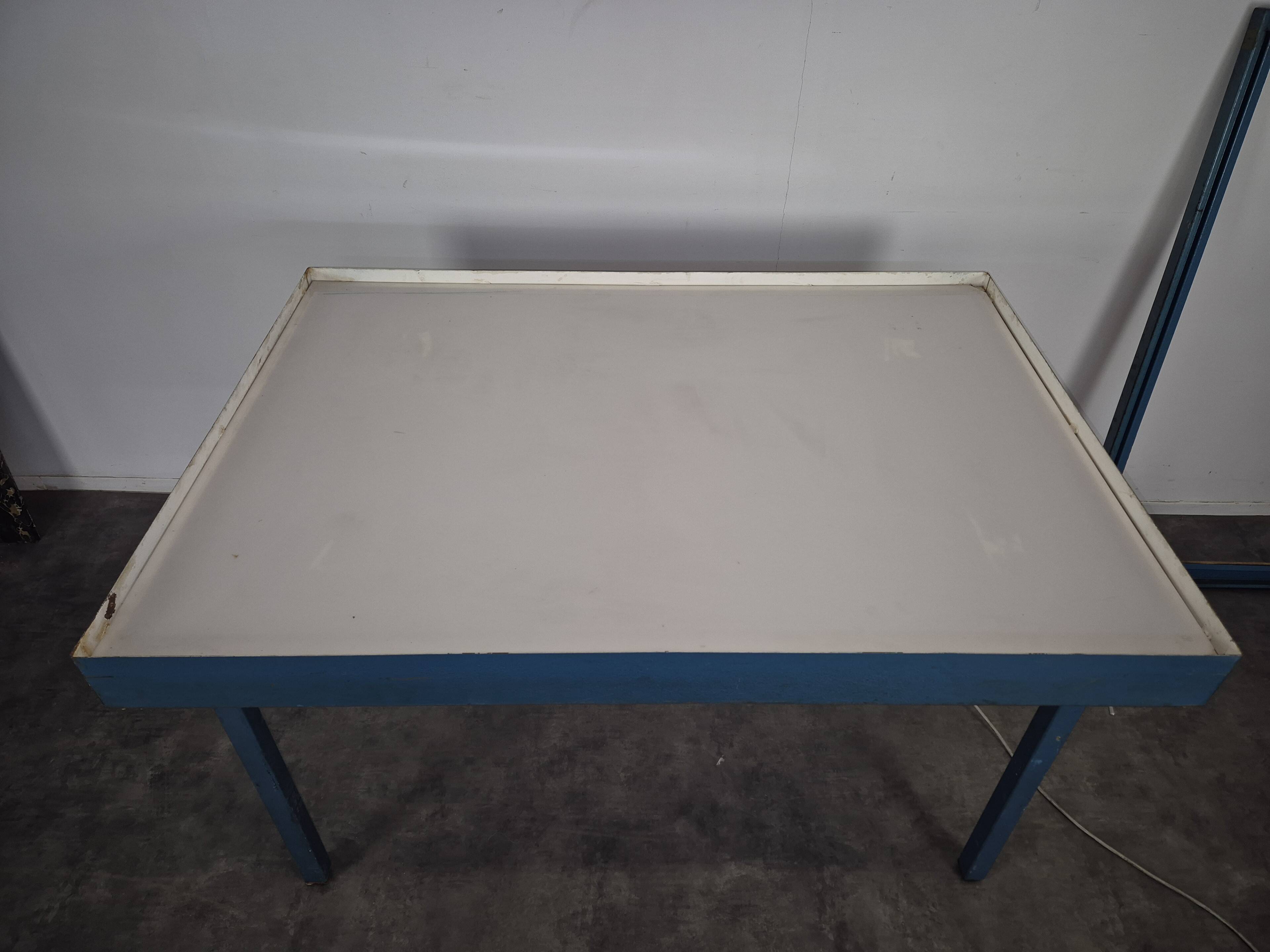 Table lumineuse pour la photographie