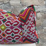 Magnifique coussin Kilim berbère vintage du Maroc