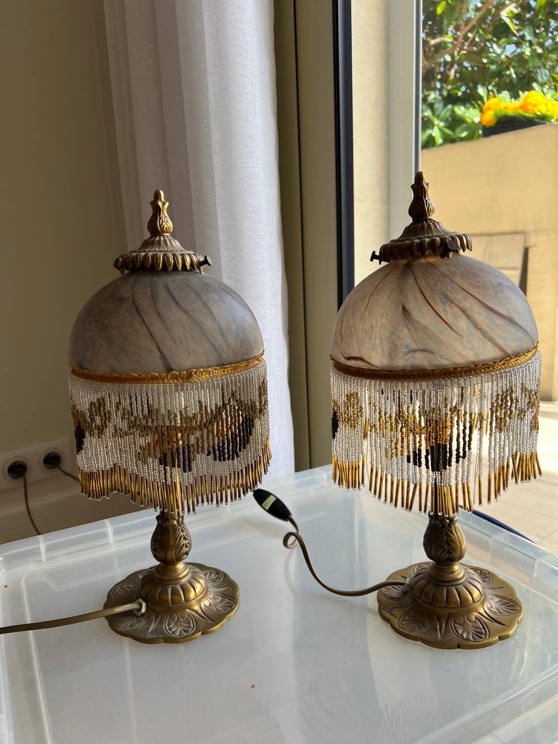 Set of 2 bronze lamps P.lucas