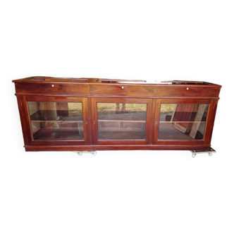 Store window counter