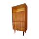 Scandinavian secretary