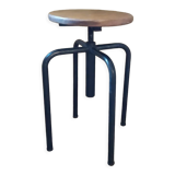 Adjustable workshop stool