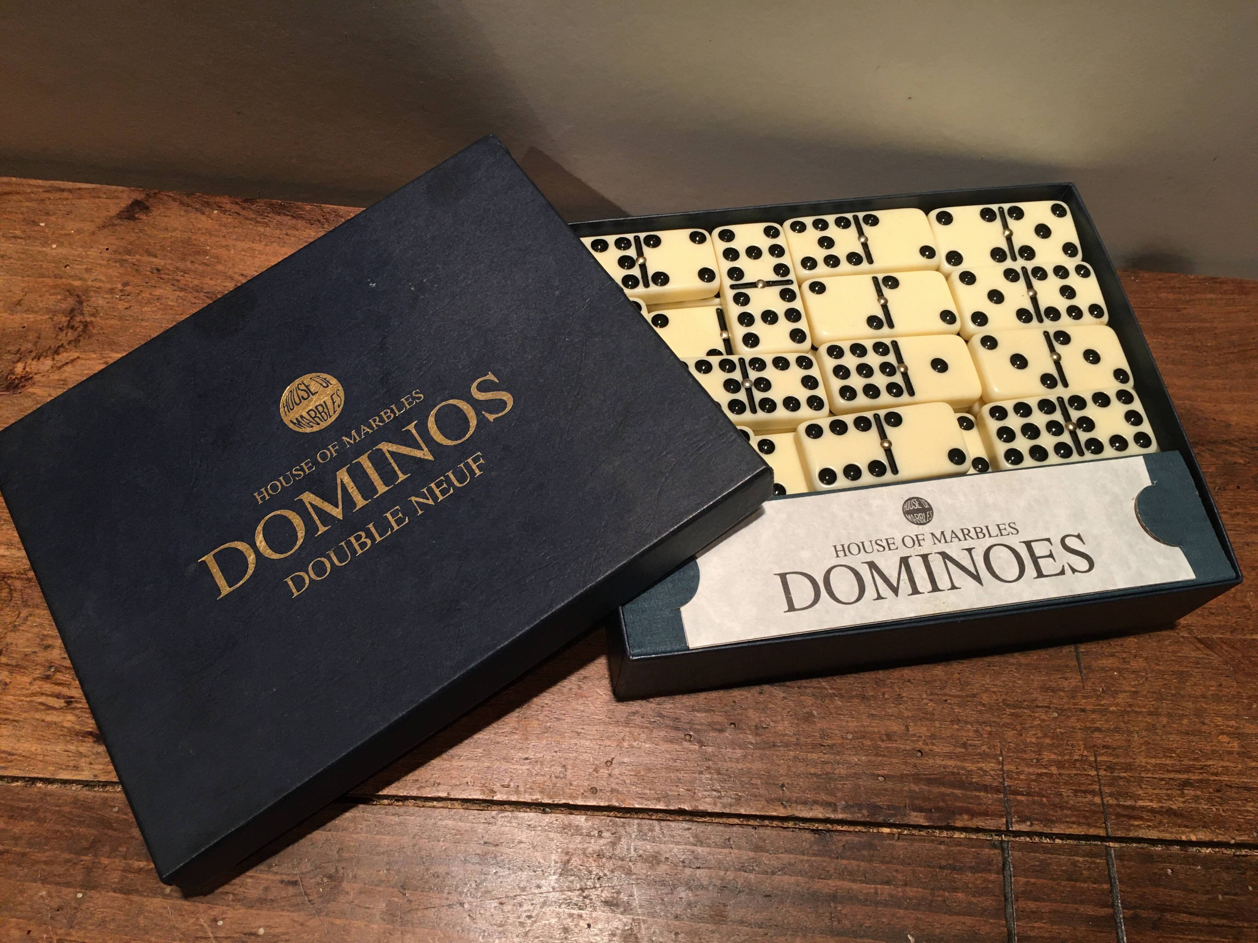 Double domino box 9 "house of marbles"