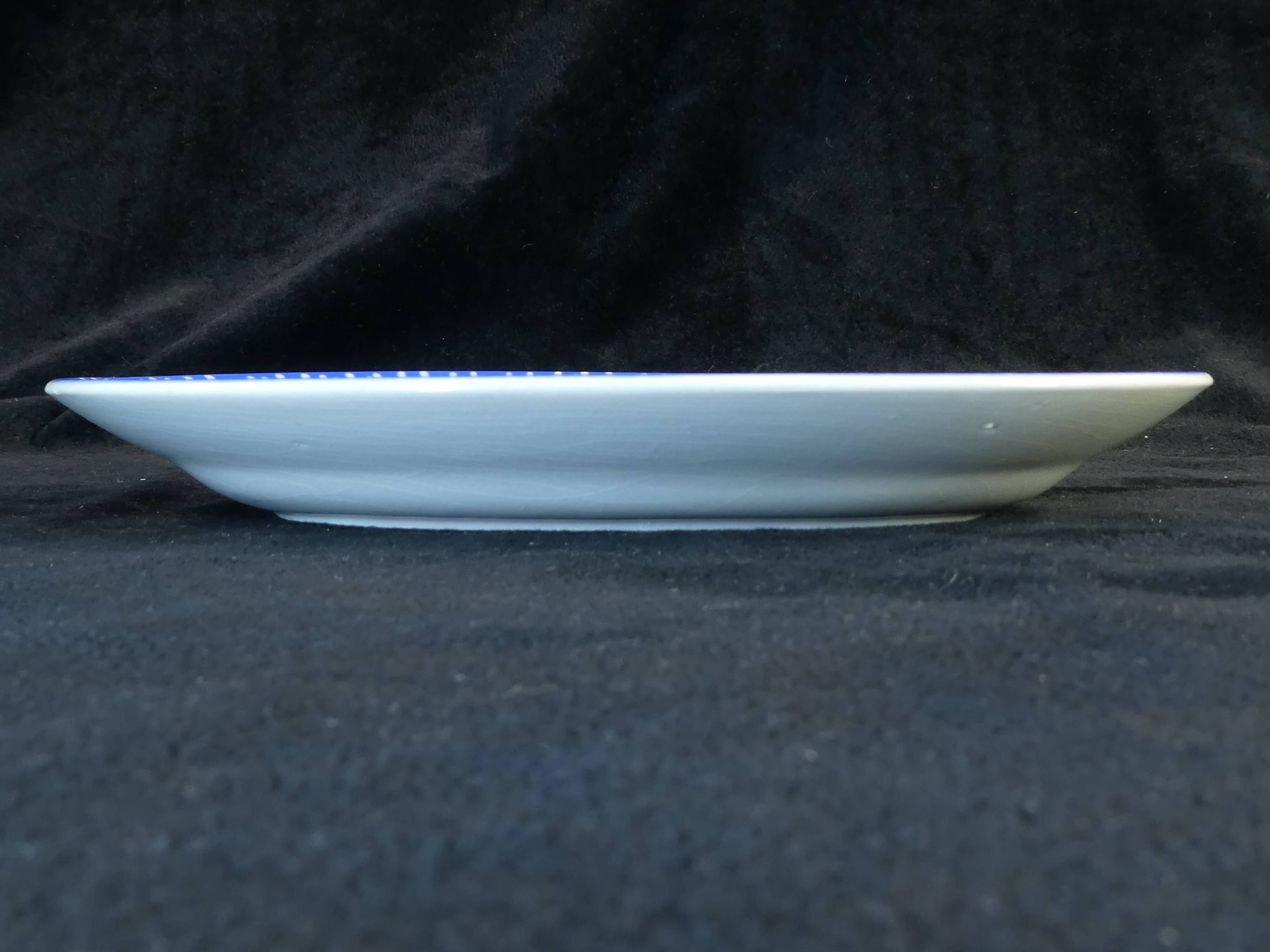 Ravines oval badonviller blue flower