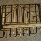 Grid hung keys, gilded metal, vintage 1960s