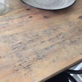 Farm table