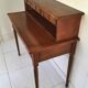 Petit bureau à gradin en merisier 1970