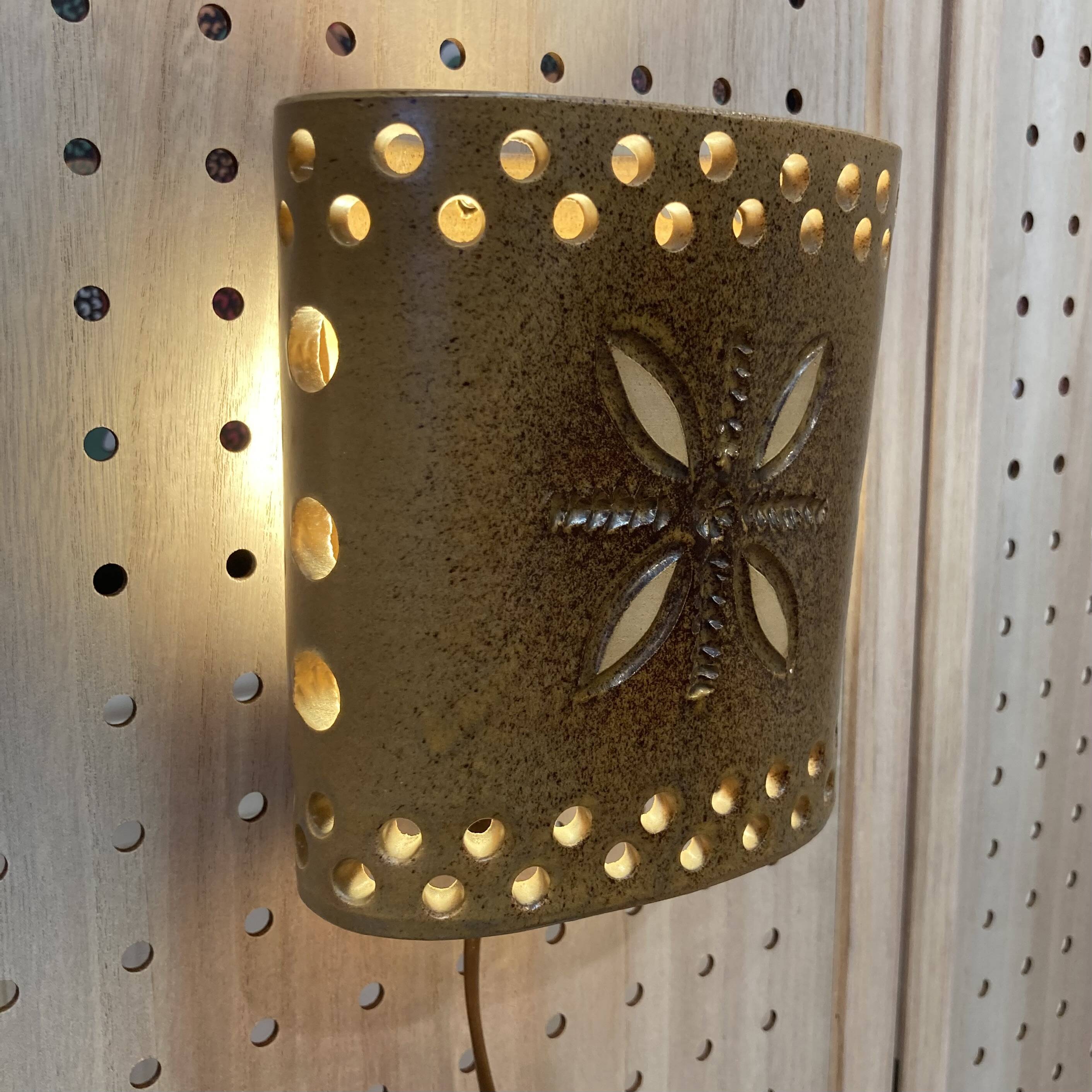 Ceramic wall light Design 1950.