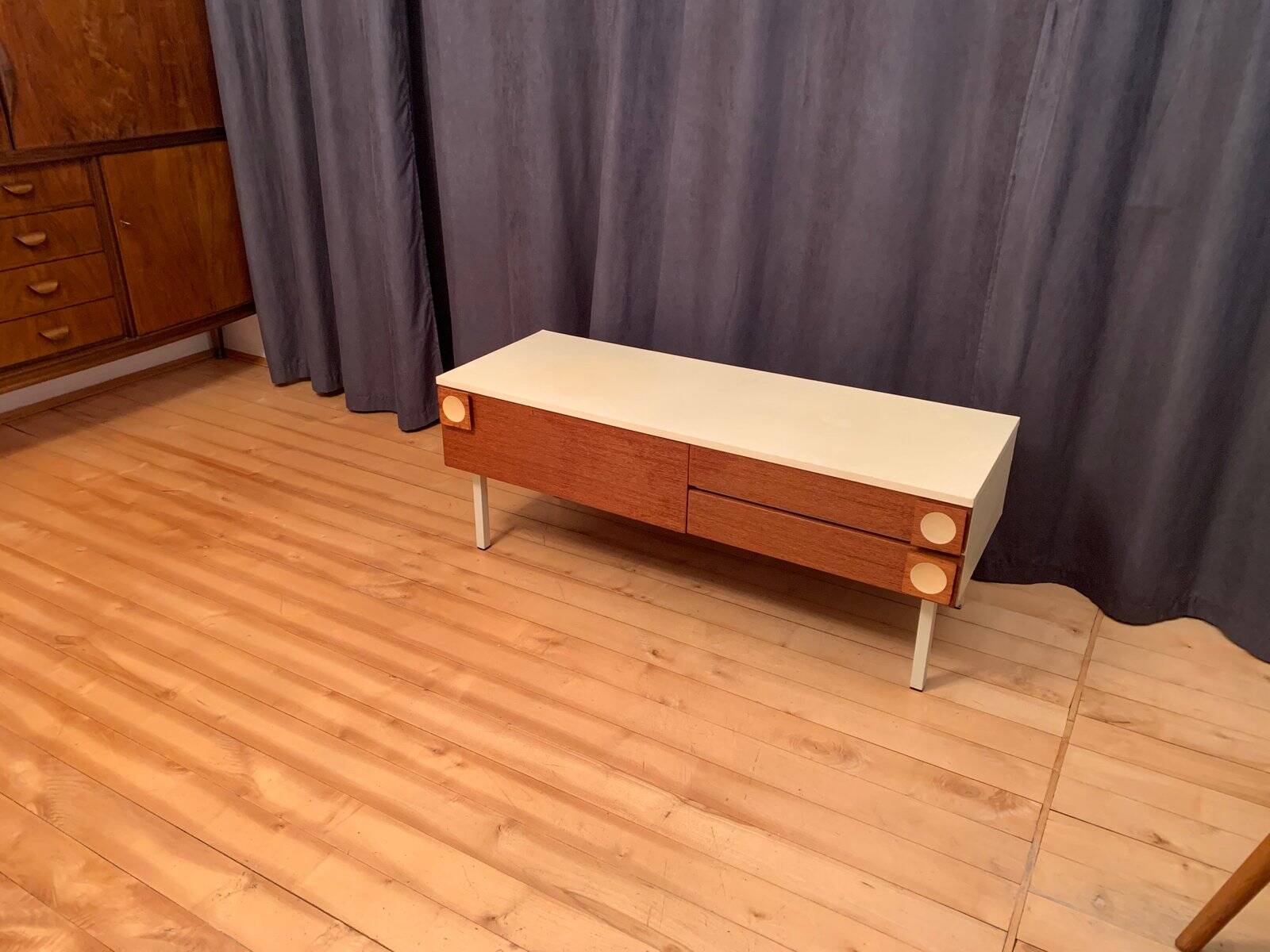 Commode vintage, années 1970