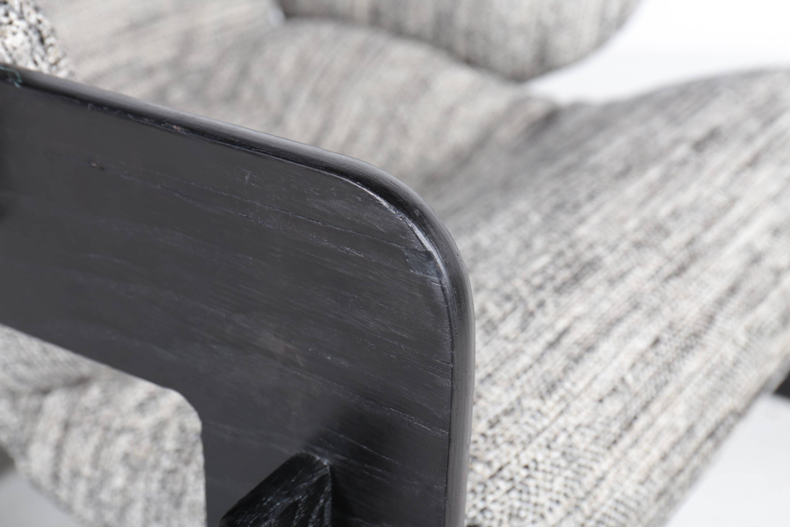 Pair of armchairs and coffee table Rover by Arne Jacobsen, 1968