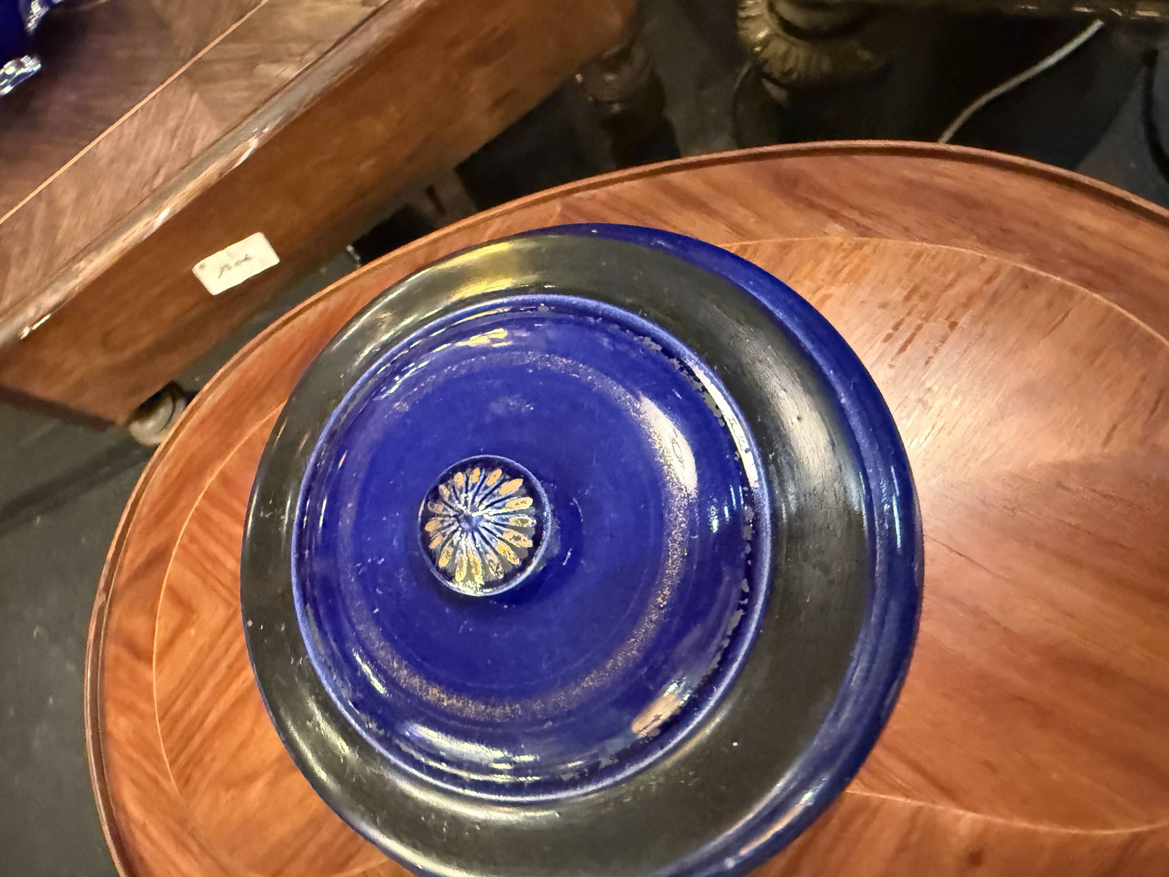 Sèvres blue porcelain bonbonnière