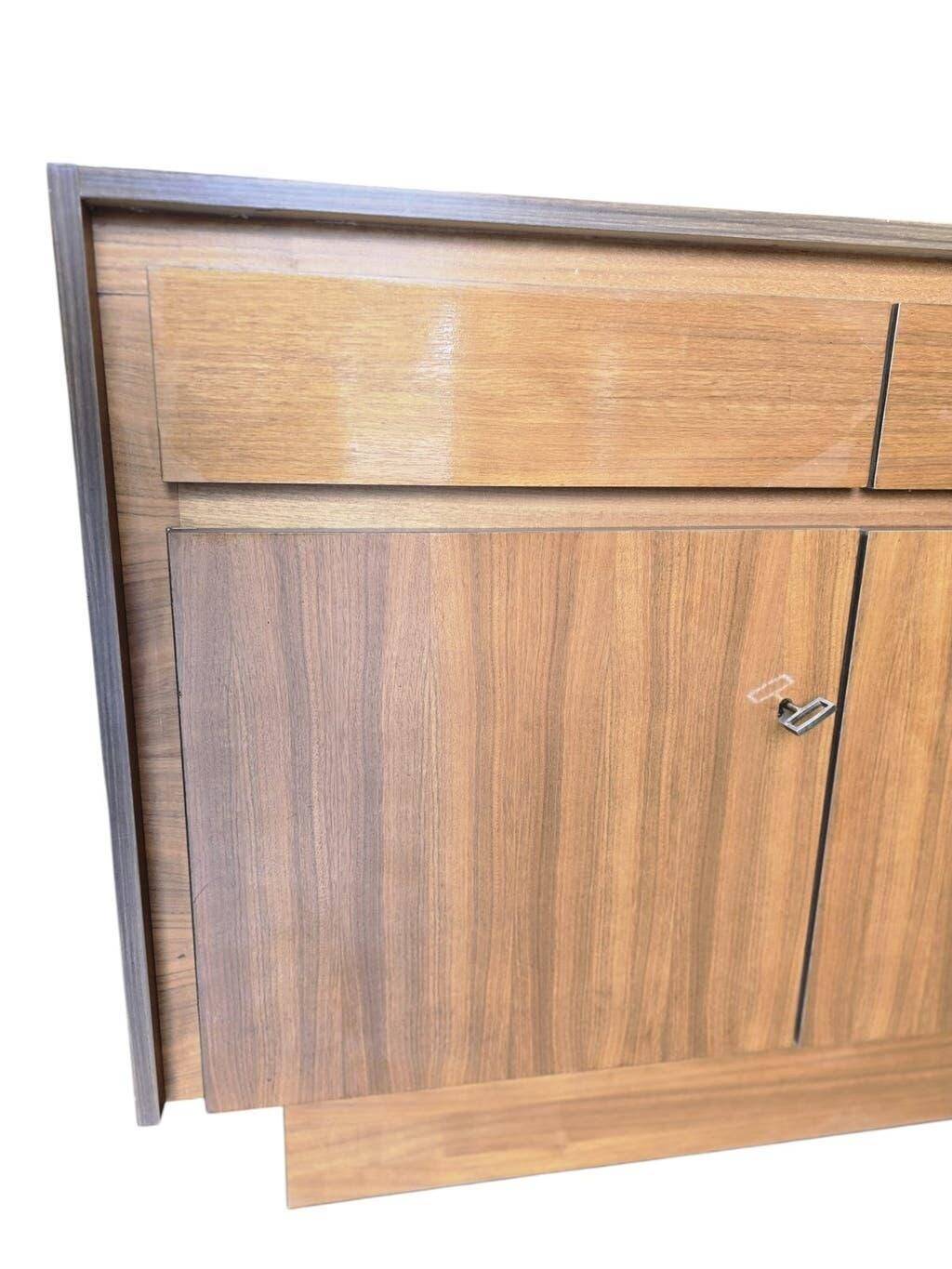 Buffet/meuble haut vintage en bois