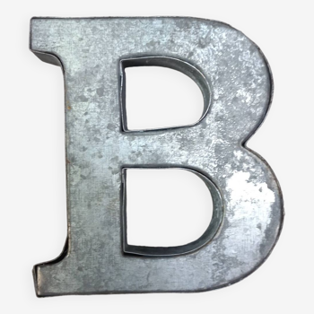 Letter B in zinc
