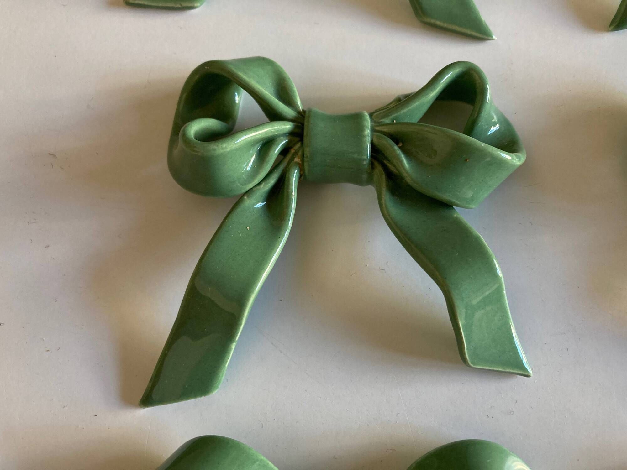 Set of 6 ribbon knife holders in green glazed earthenware 1980