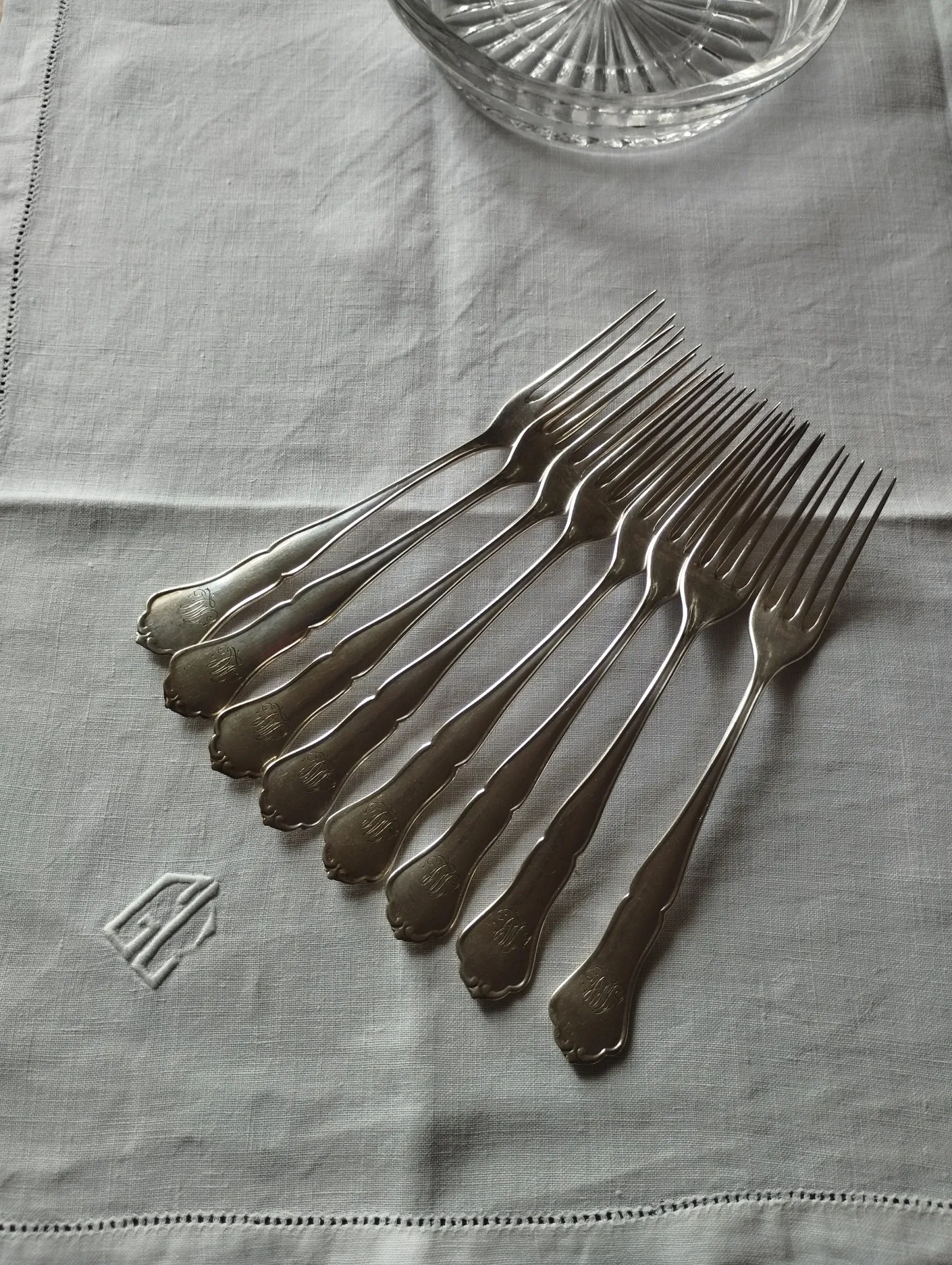 8 small numbered silver-plated forks Sorsakoski