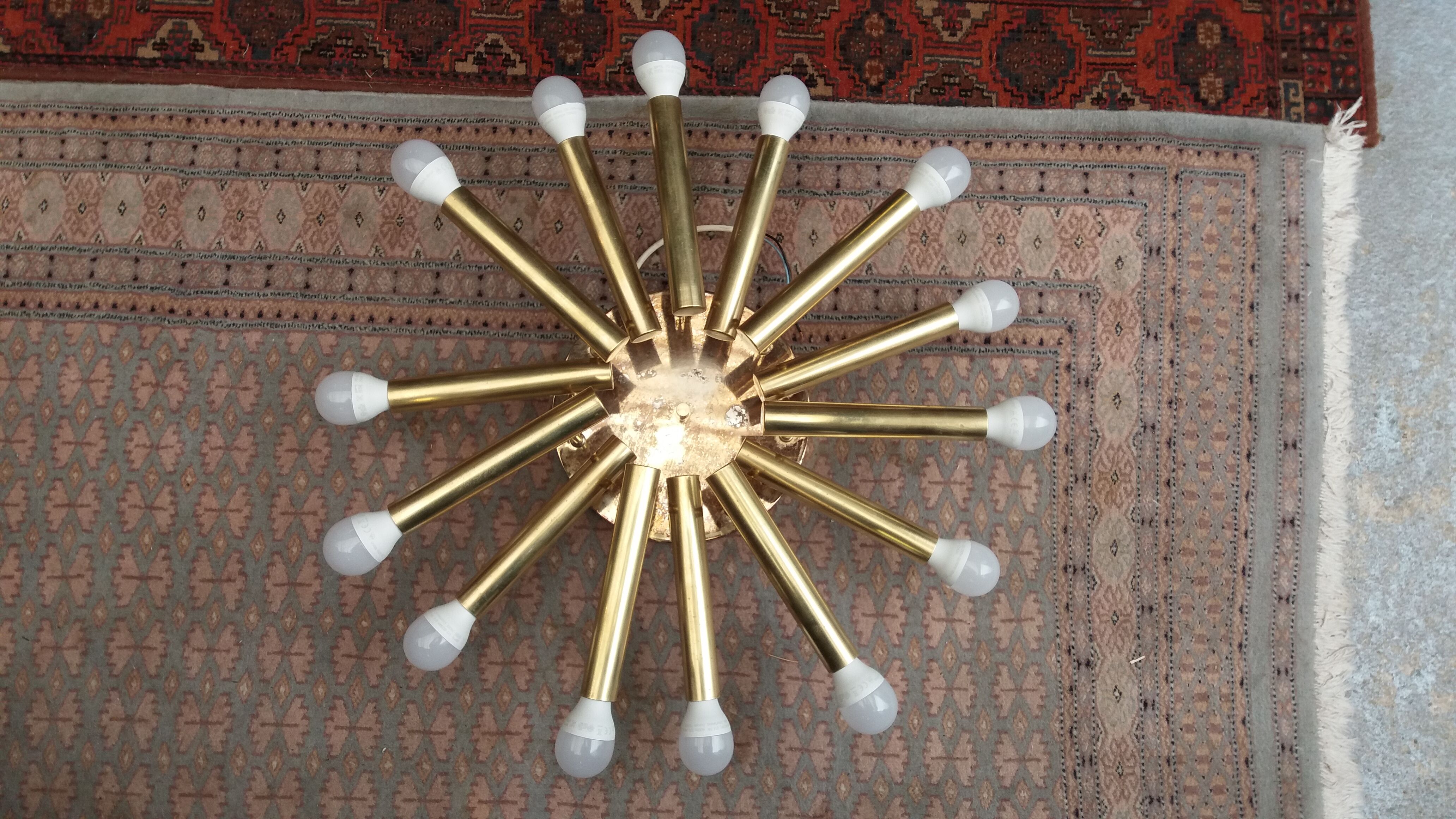 Plafonnier 14 ampoules en laiton