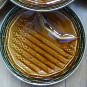 5 asparagus plates, 1 Sarreguemines dish L1 / 200106