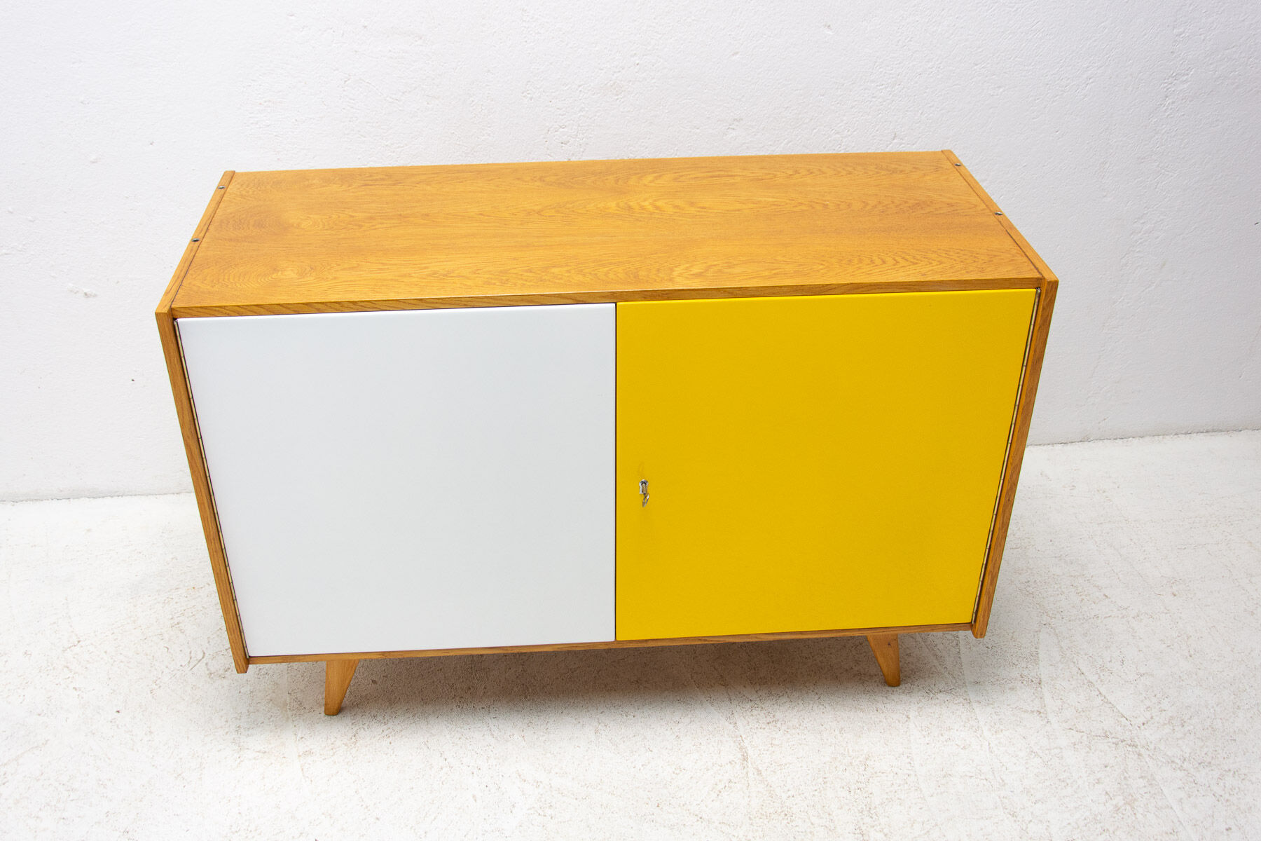 Fully restored mid century sideboard U-450 by Jiří Jiroutek, 1960´s, Czechoslovakia