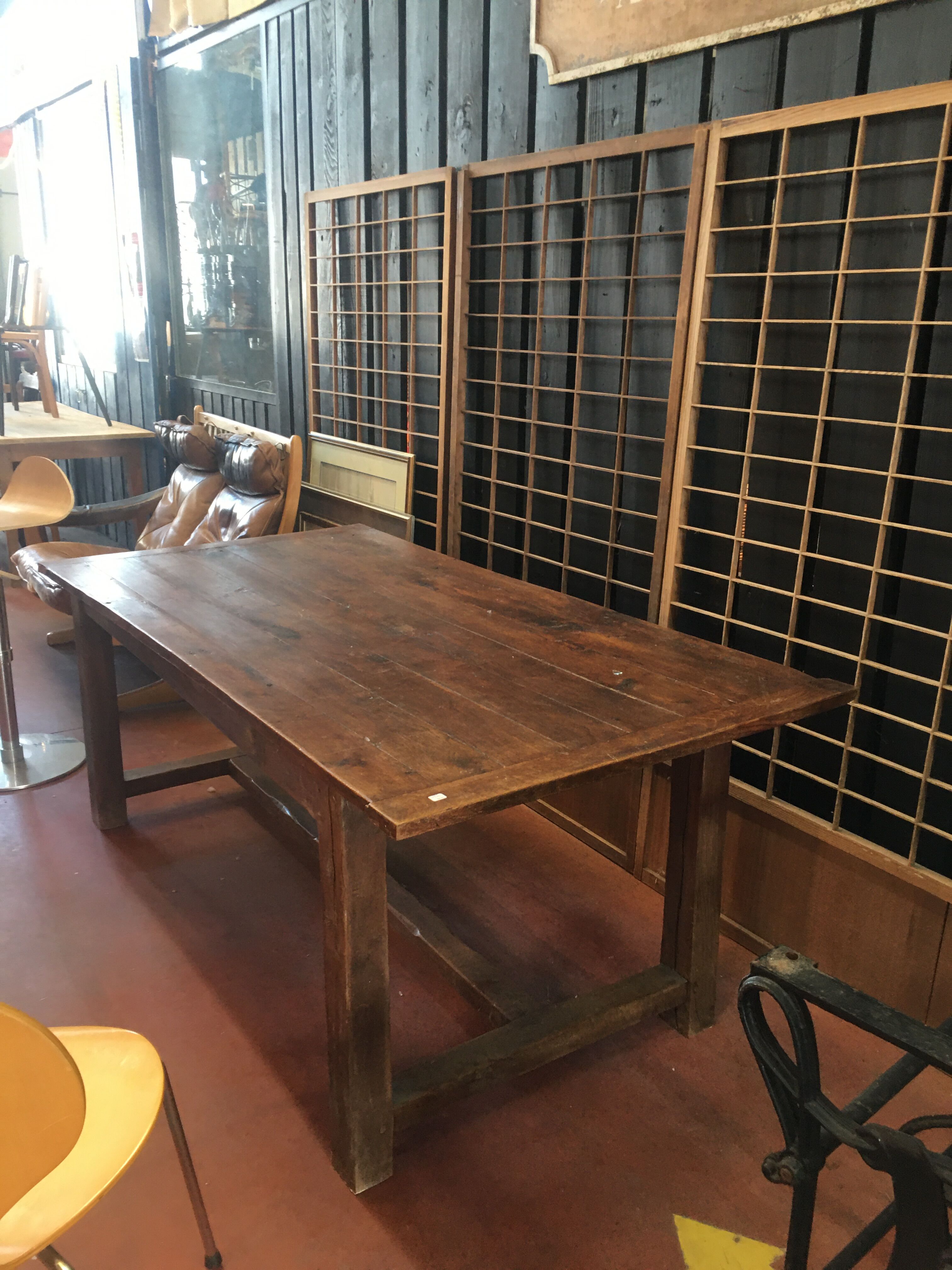 Farmhouse table