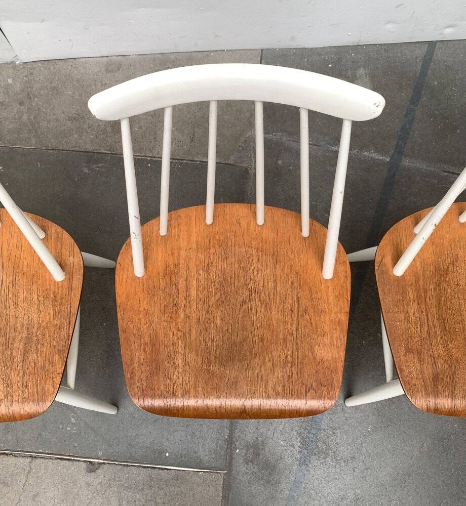 Teak mid-century table and Fanett chairs by Ilmari Tapiovaara for Asko, set of 5.