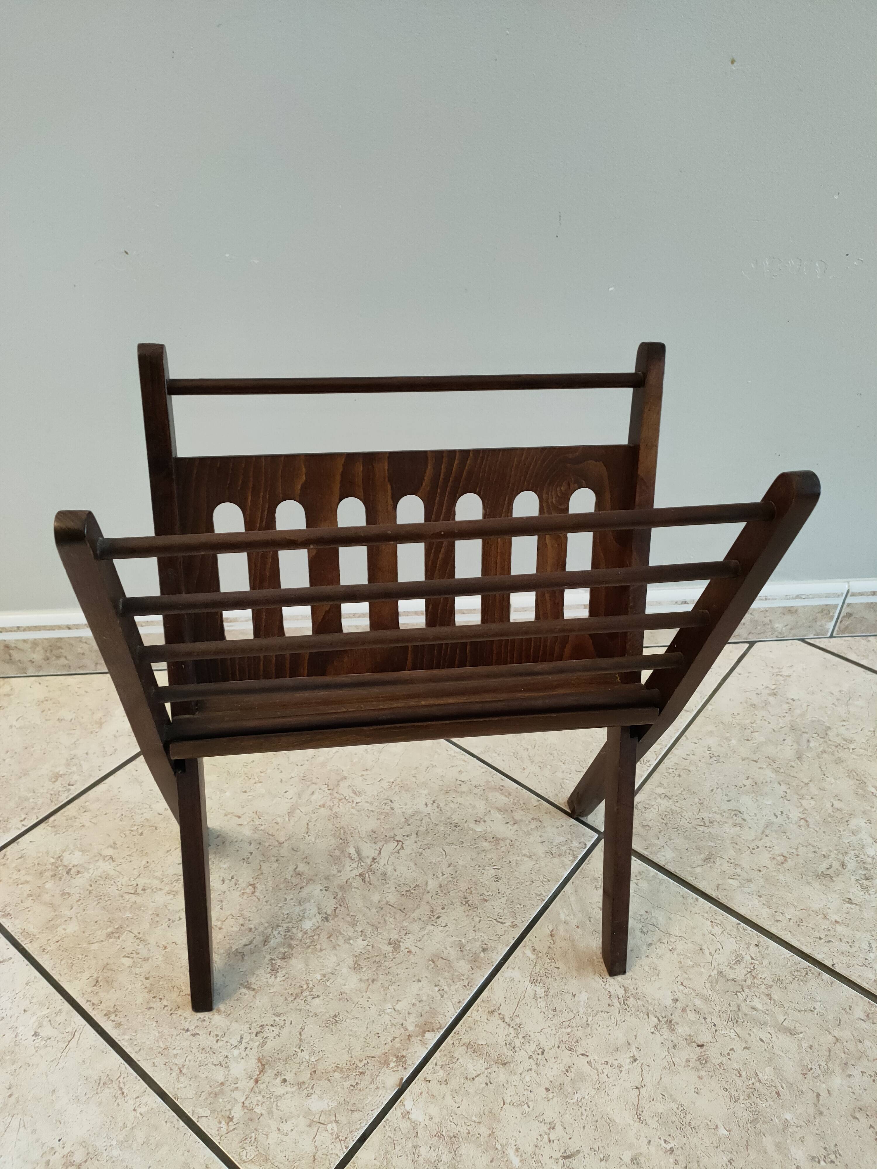 Magazine holder by Cees Braakman