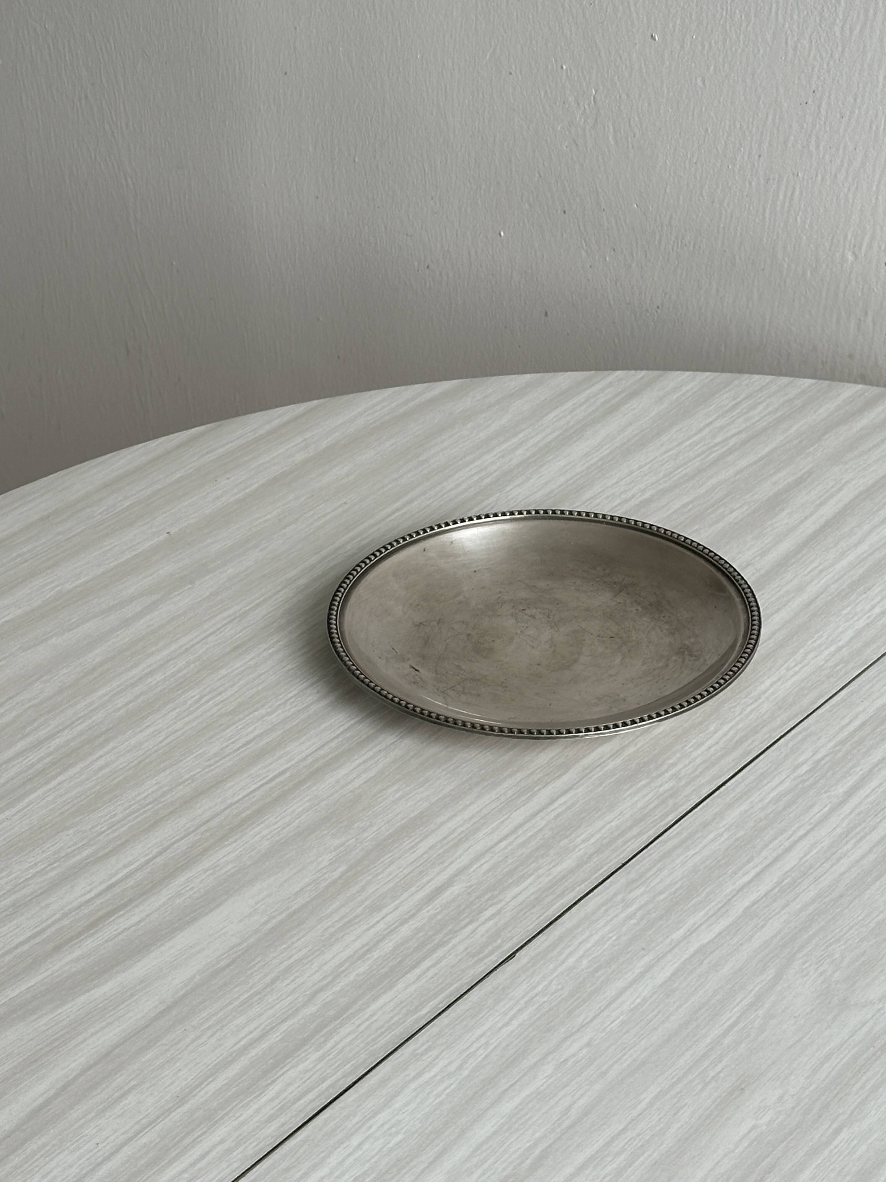 Silver-plated pearl cup