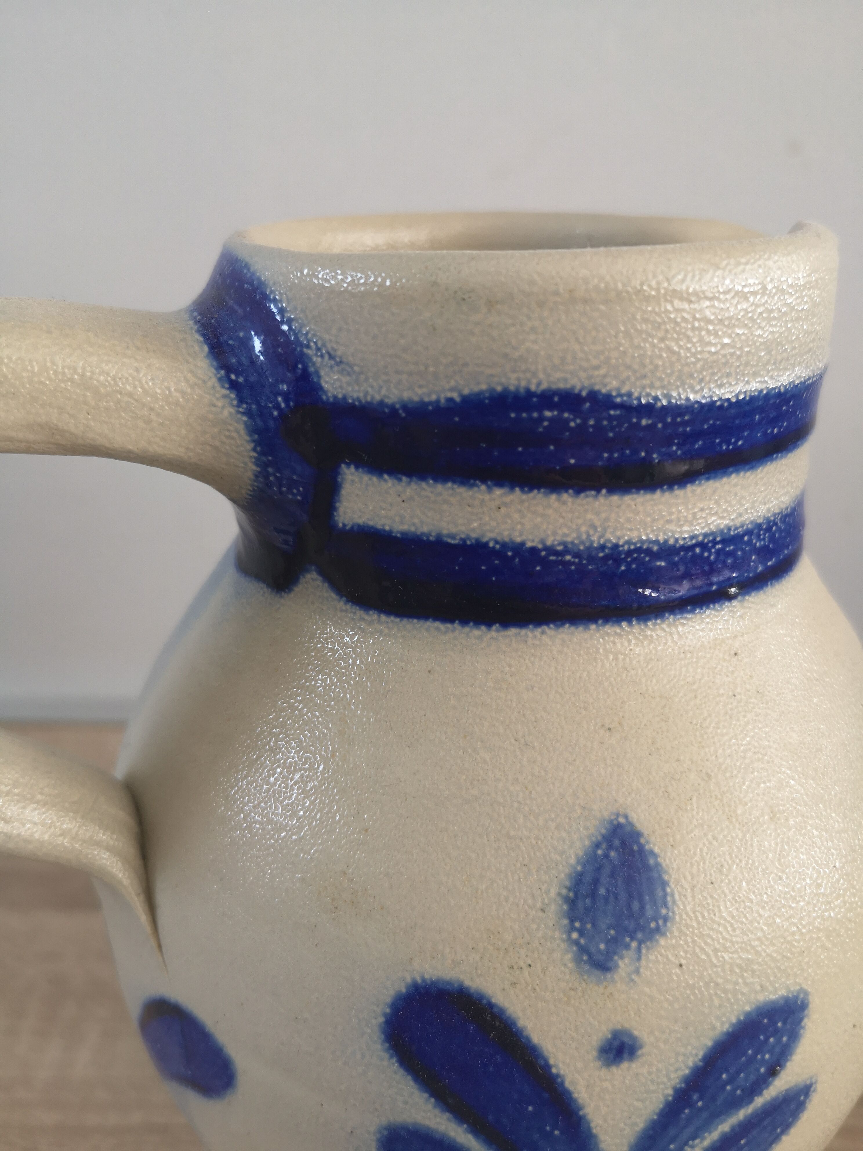 Former betschdorf salt sandstone pitcher