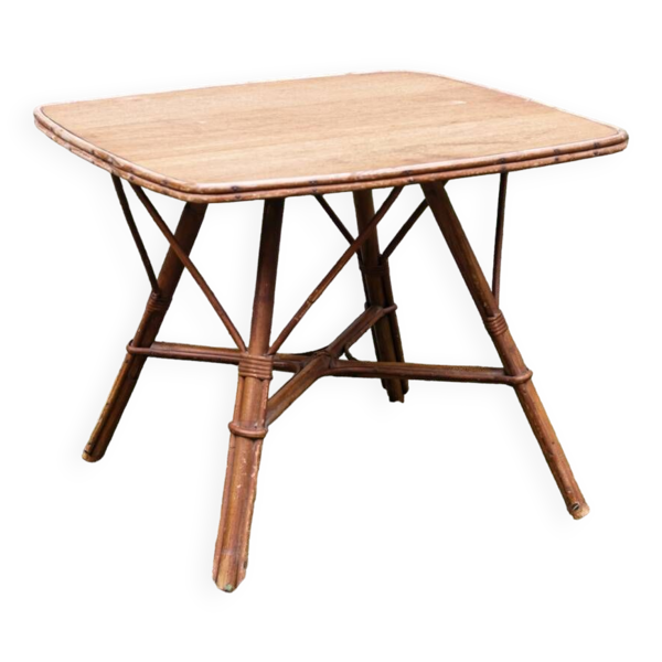 Table basse en rotin carrée — Beyit