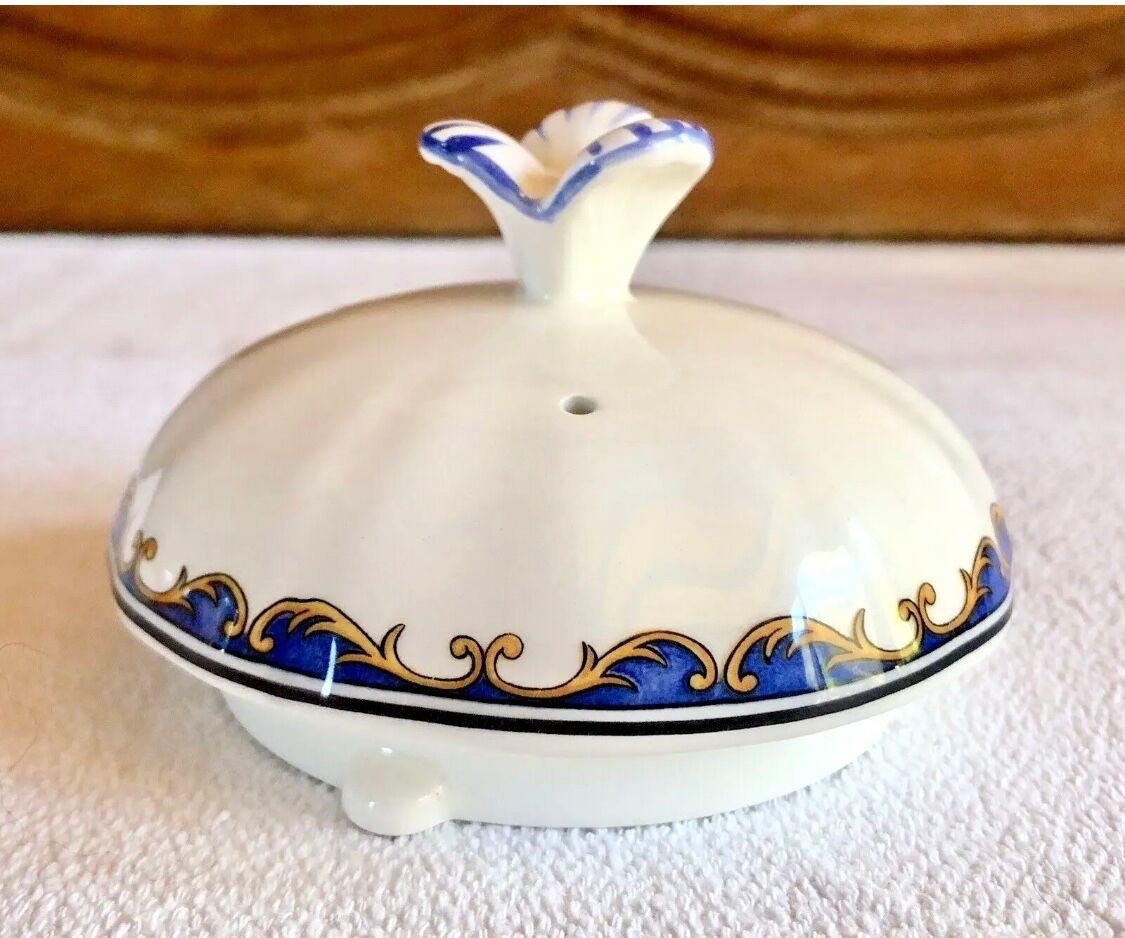 Gien teapot model children at the Dionysus press