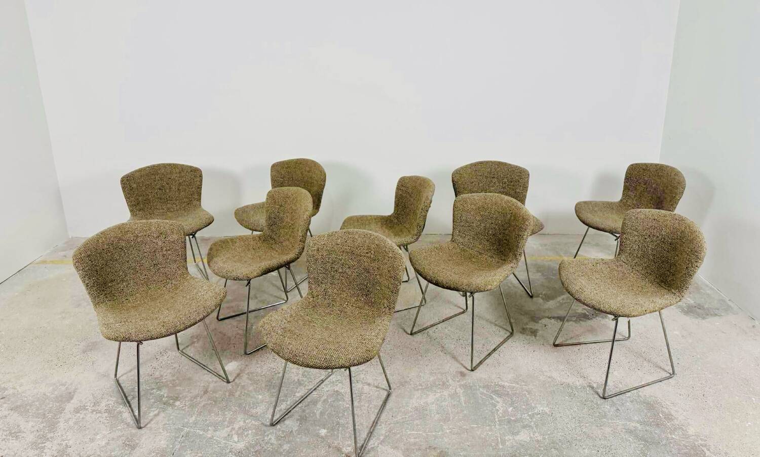 Set of 10 Wire chairs by Harry Bertoia for Knoll