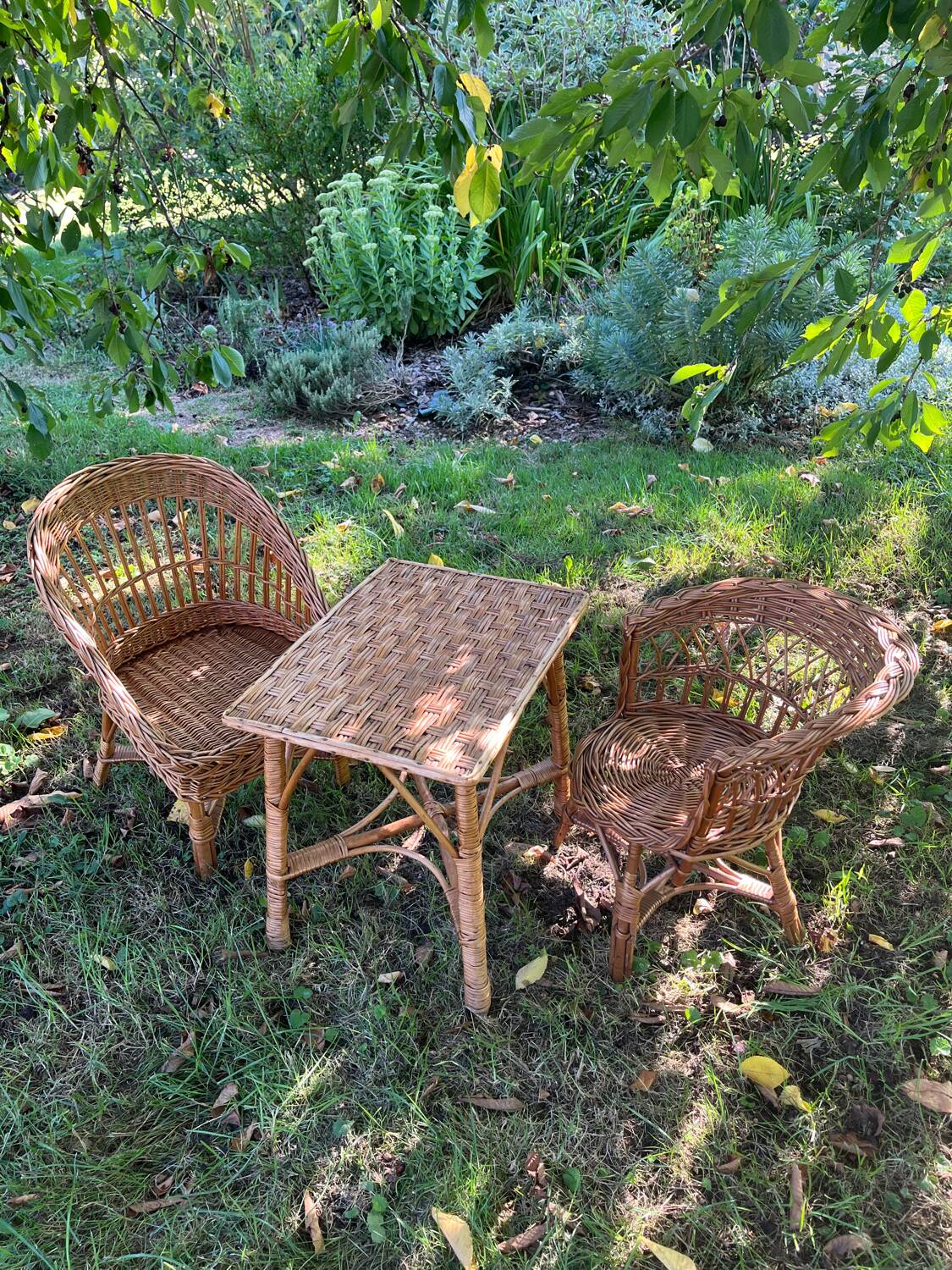 Small wicker children's armchair