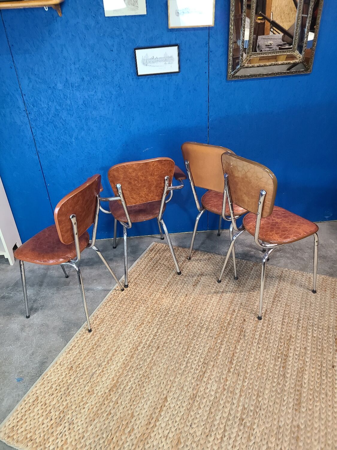 Suite of 4 comfort chairs lux circa 1950