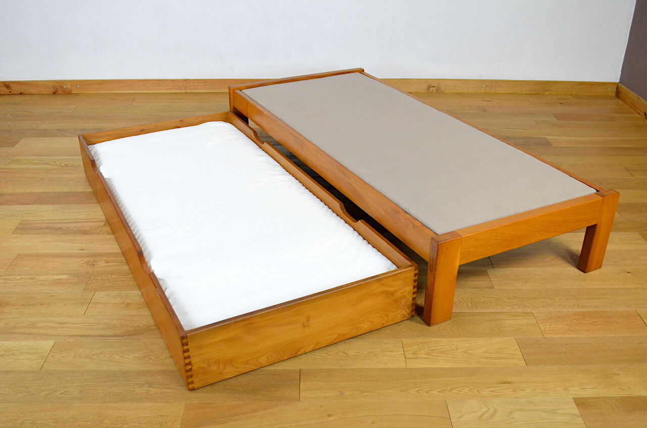 Pierre Chapo bed in elm 1970-1980