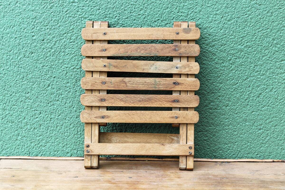 Folding slatted wood stool