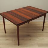 Table en palissandre, design danois, années 1970, production : Danemark