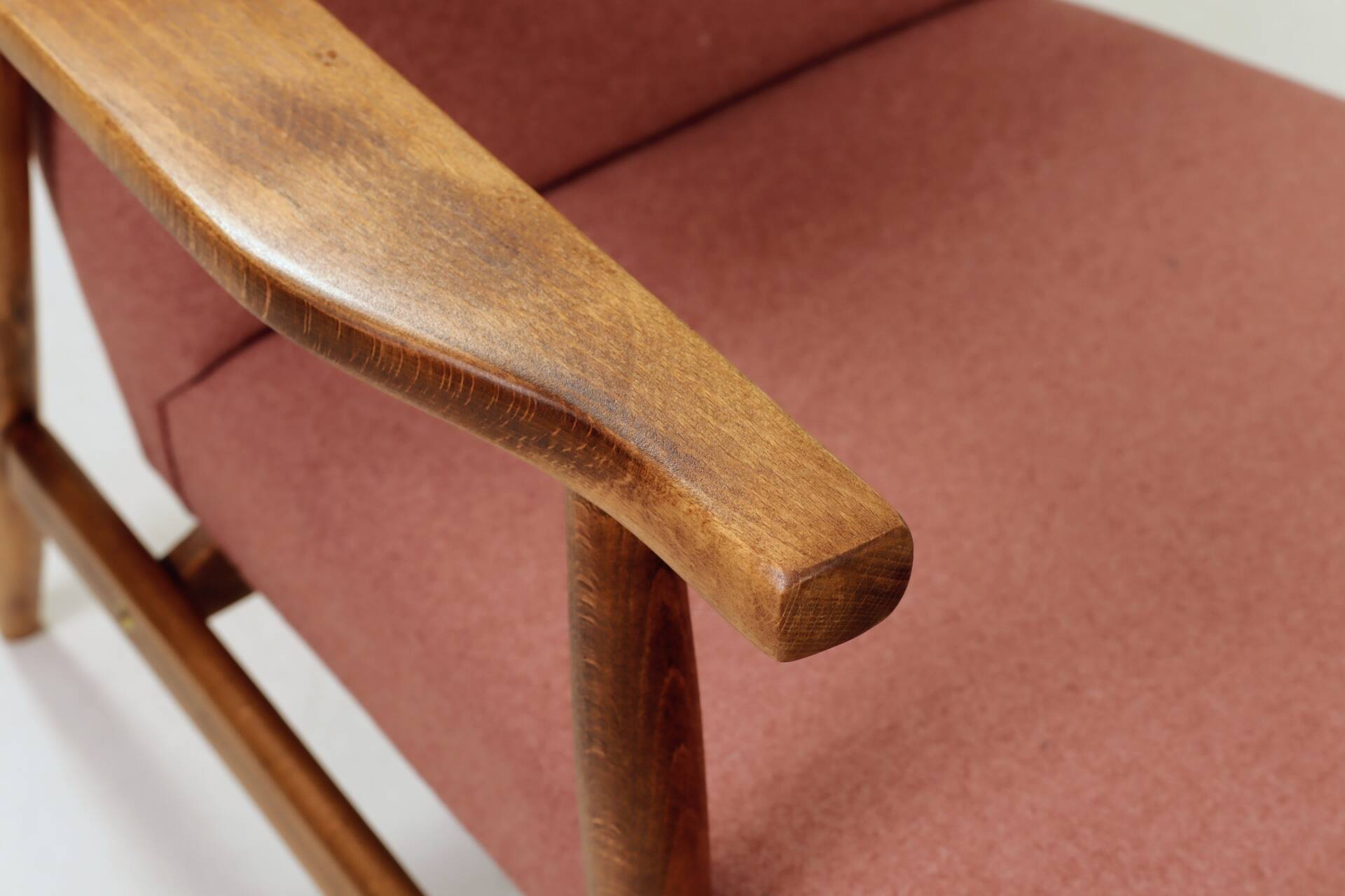 Paire de fauteuils vintage rose poudré 1970 moderne scandinave 