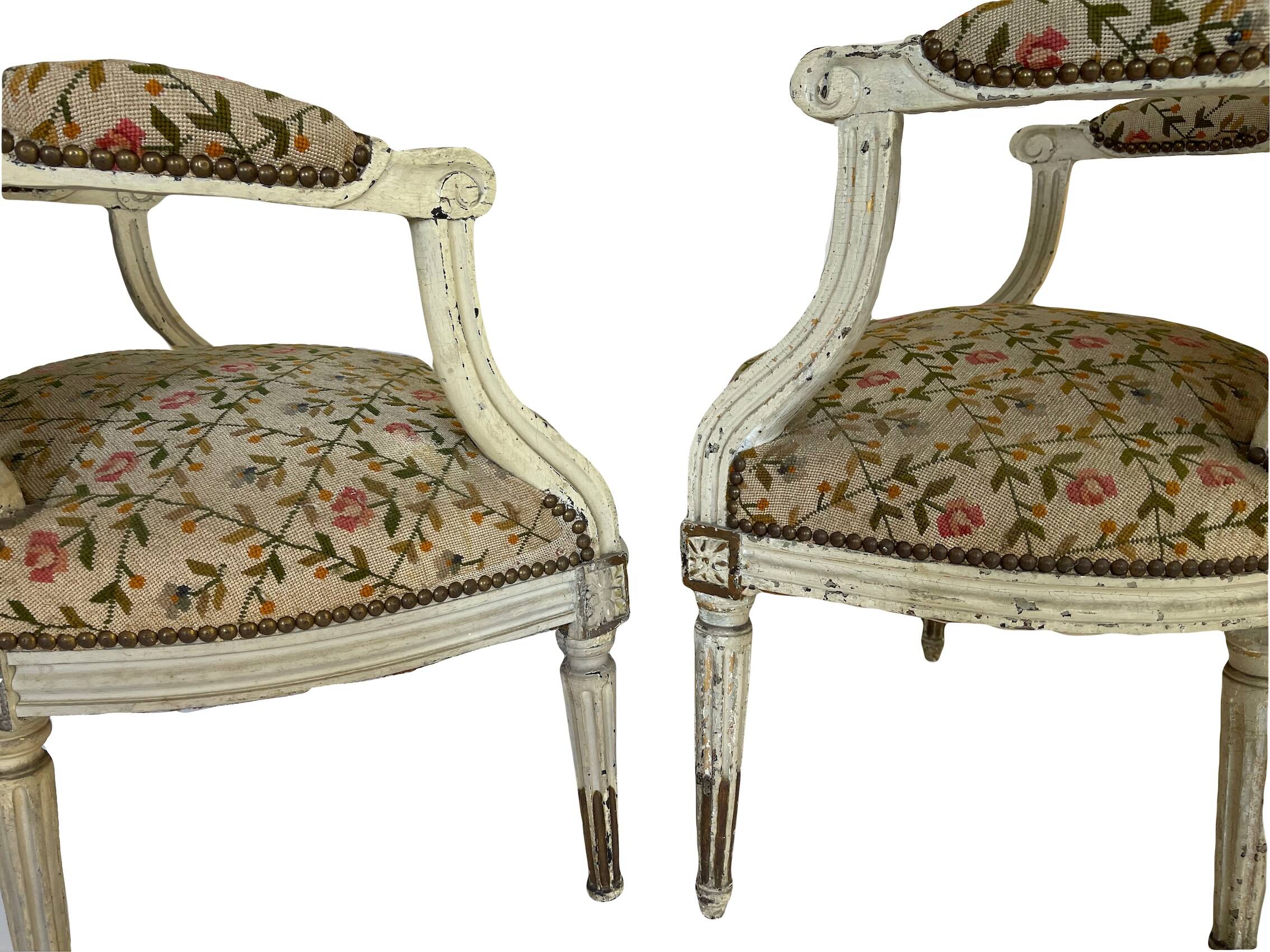 Ensemble de fauteuils médaillon époque Louis XVI, 18ème