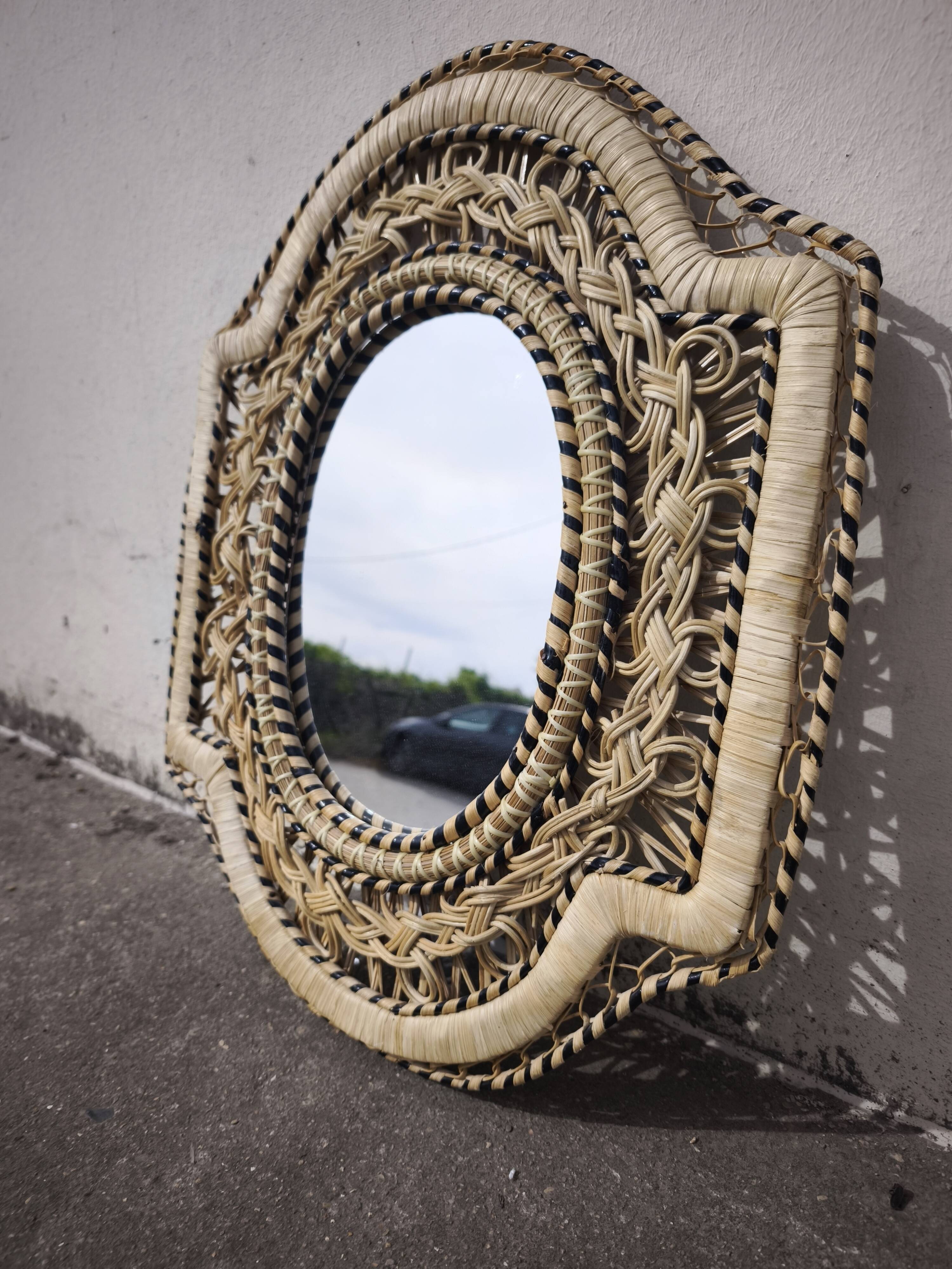 Wall mirror peacock filigree in rattan and wicker