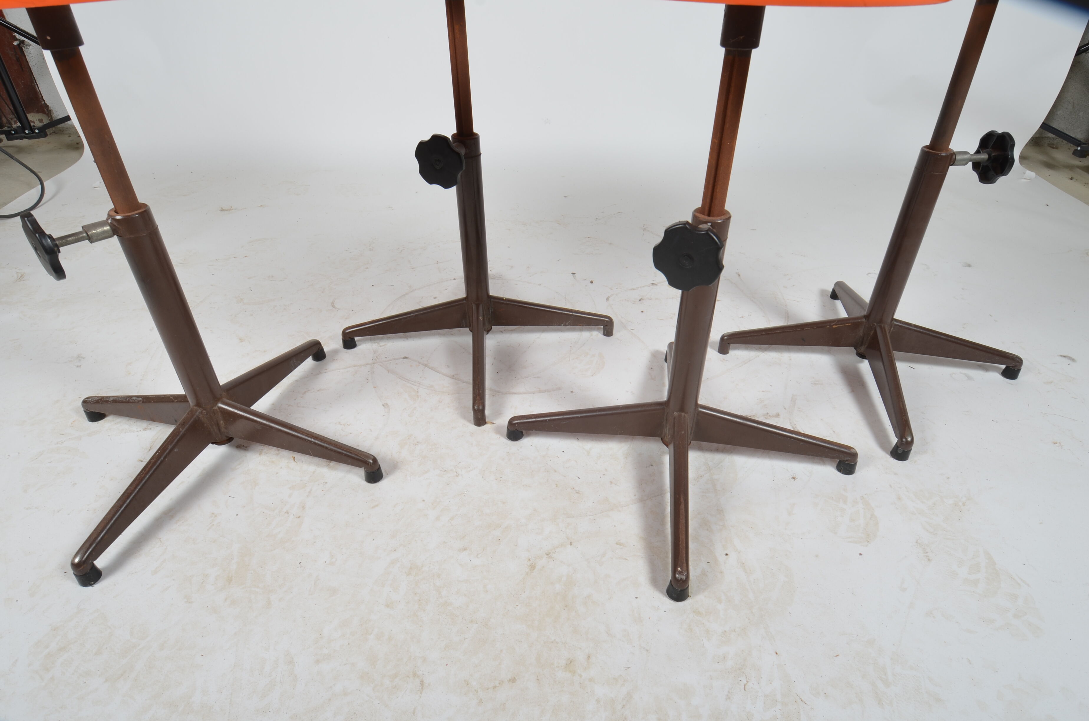 Set de 4 tabourets industriels Strafor