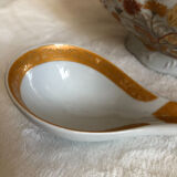 Porcelain table service