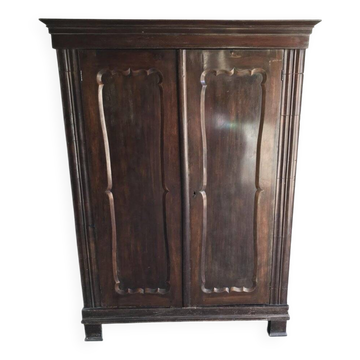Armoire double ancienne en bois marron, 2 portes et 1 tiroir, corniche & pilastres