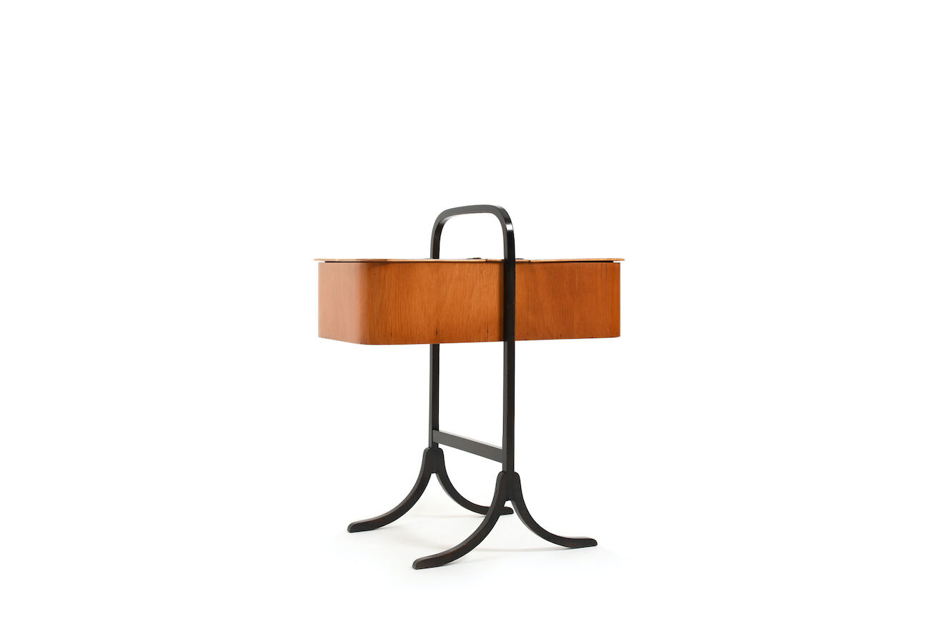 Old sewing box by Søren Hansen for Fritz Hansen 1933