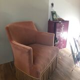 Fringed velvet toad chair