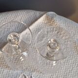 2 antique Baccarat crystal wine glasses, scale pattern, 20s/30s