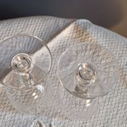 2 antique Baccarat crystal wine glasses, scale pattern, 20s/30s