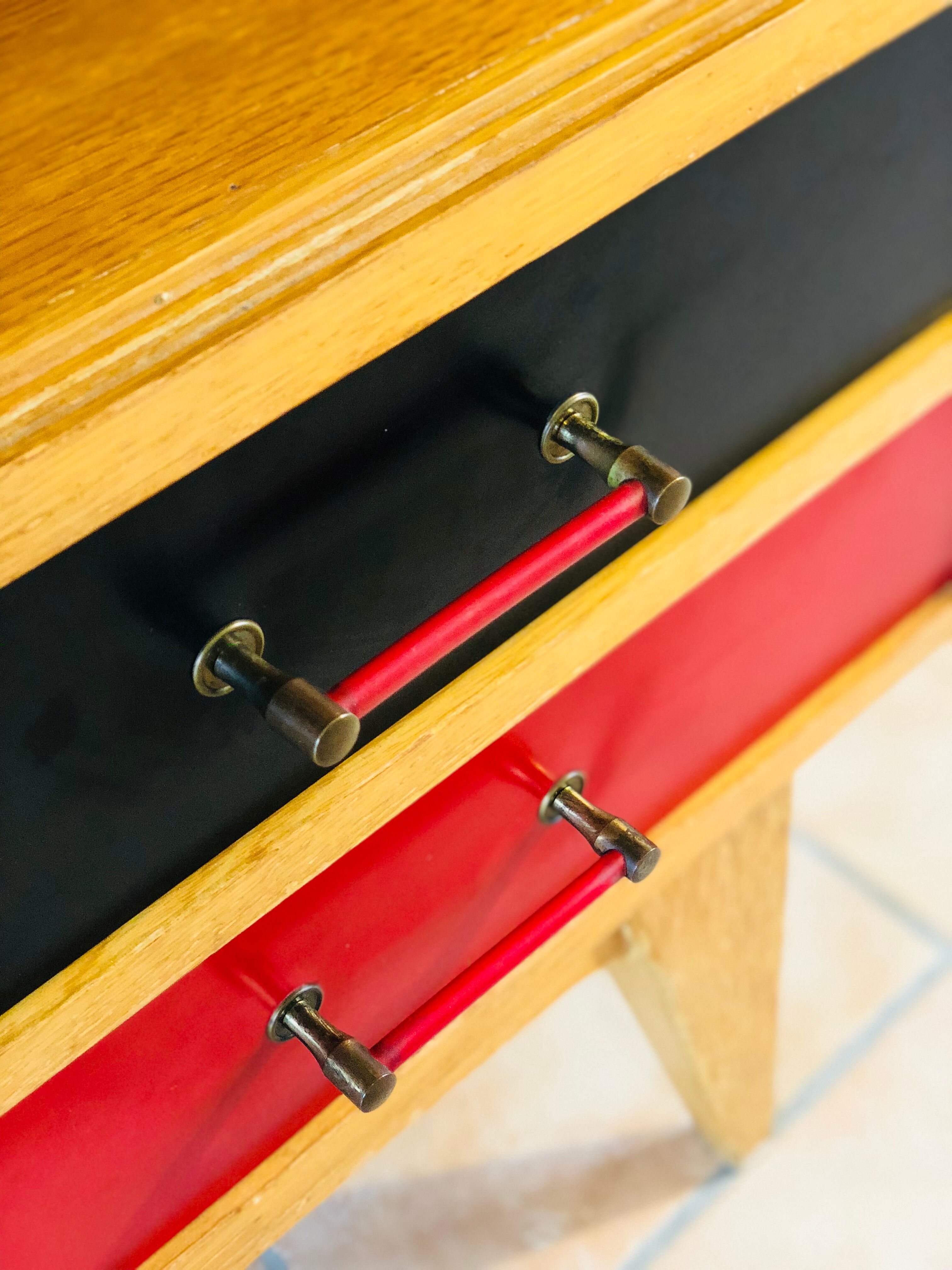 Sideboard oak feet compass 1960
