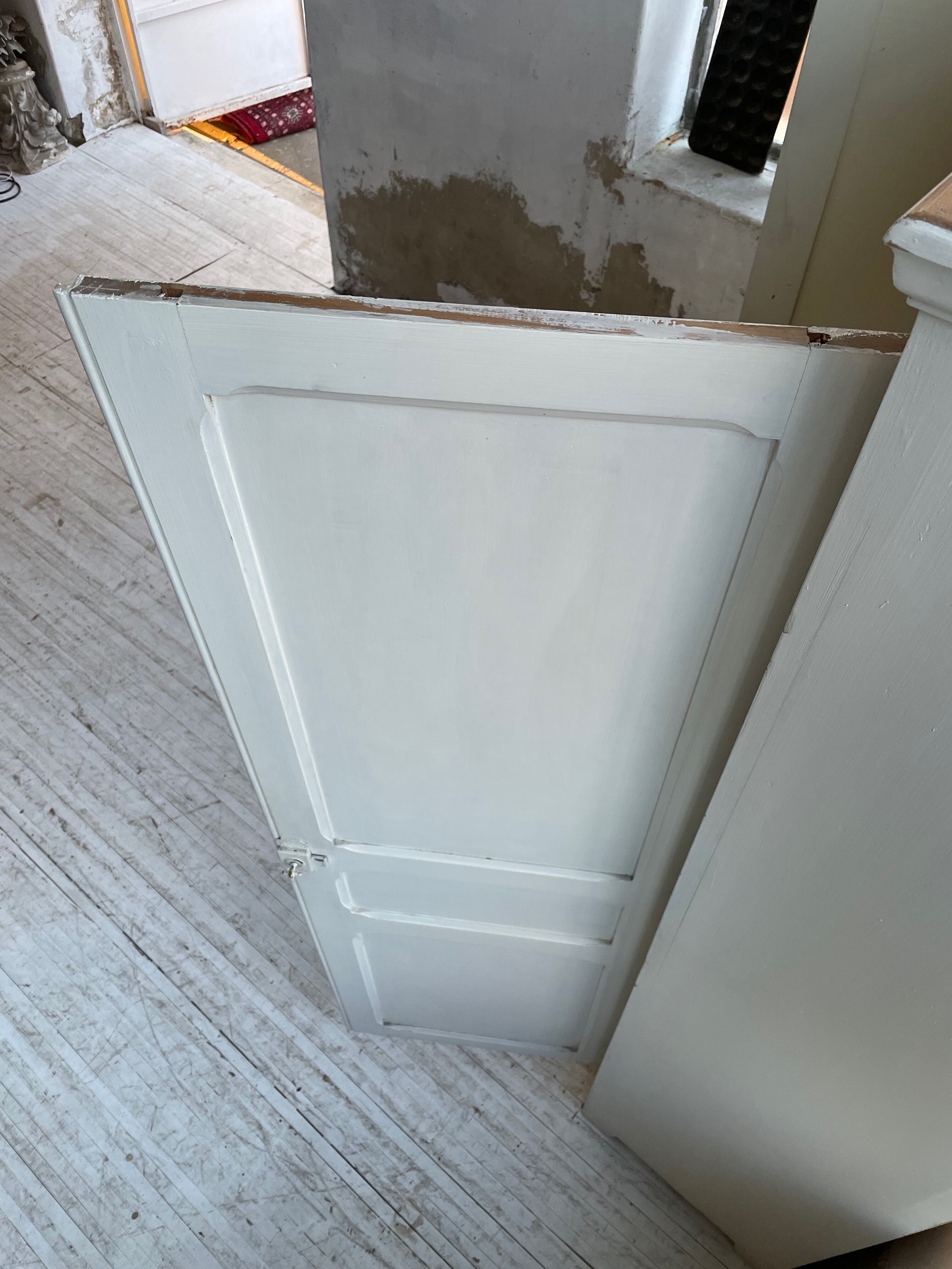 White cutter cabinet