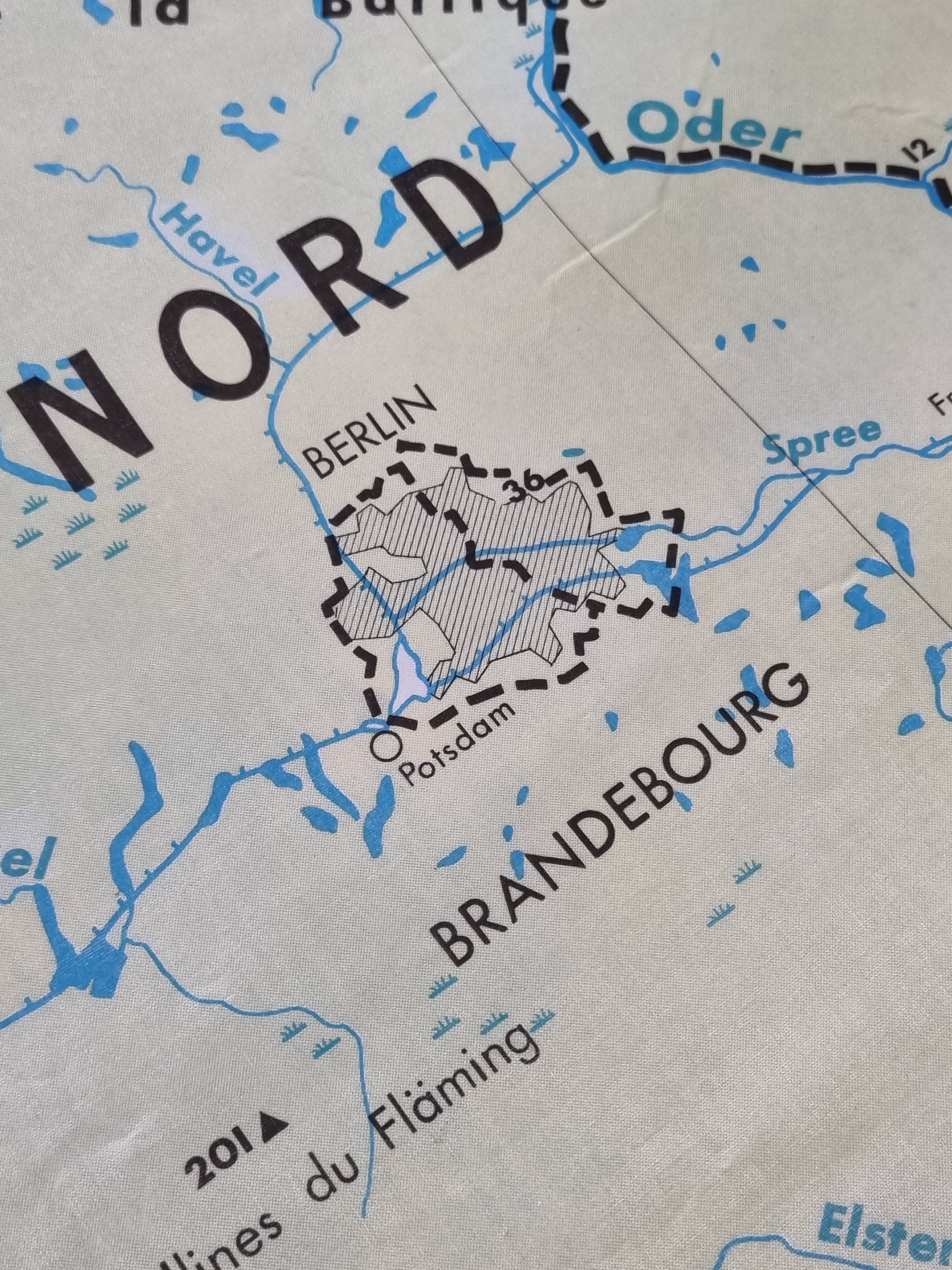 Pedagogical map MDI, 1968, reversible, physical map of Germany and economic map of Italy