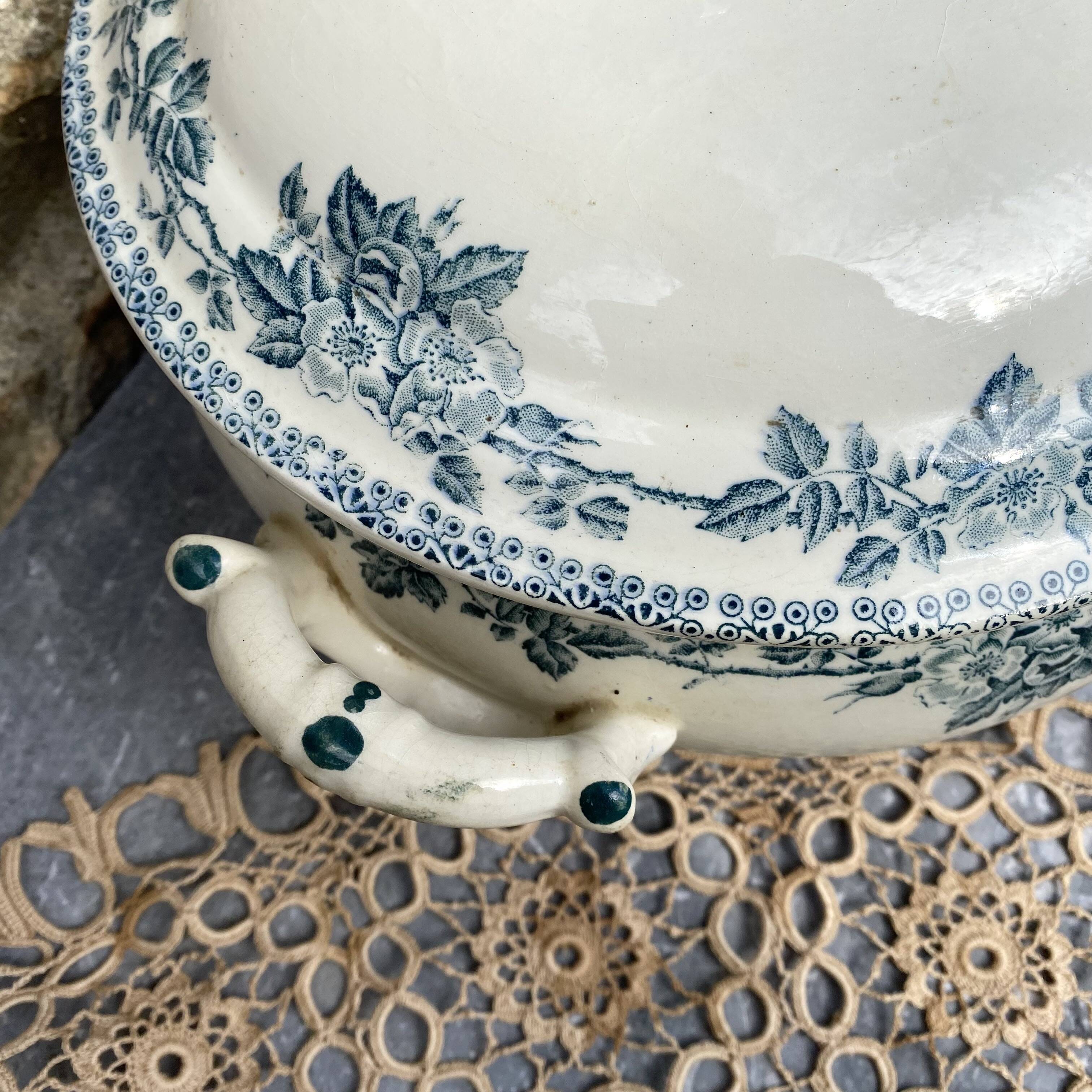 Earthenware soup tureen Ets Debray service Guadeloupe